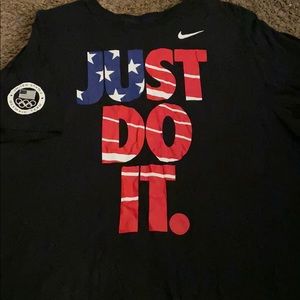 Nike T-shirt